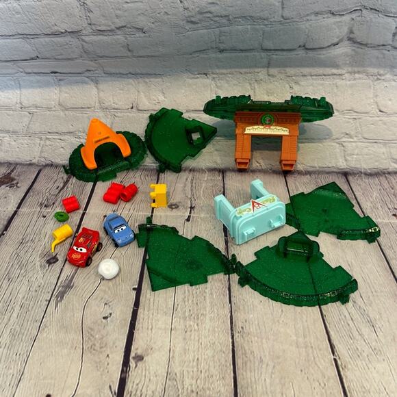 Disney Cars Mini Holiday Cars Advent Set - Picture 1 of 3